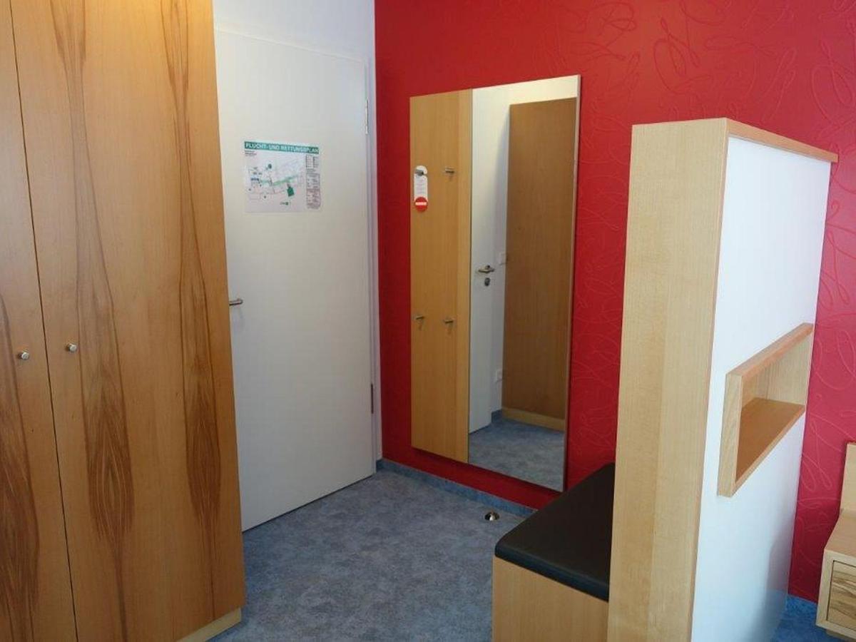 Hotel Gasthaus Krone Именстад ам Бодензе Екстериор снимка
