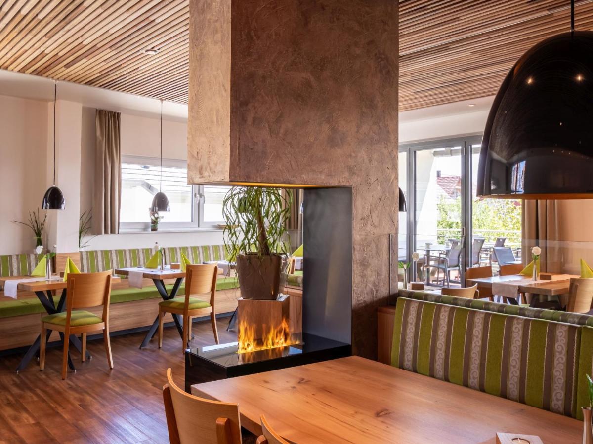 Hotel Gasthaus Krone Именстад ам Бодензе Екстериор снимка