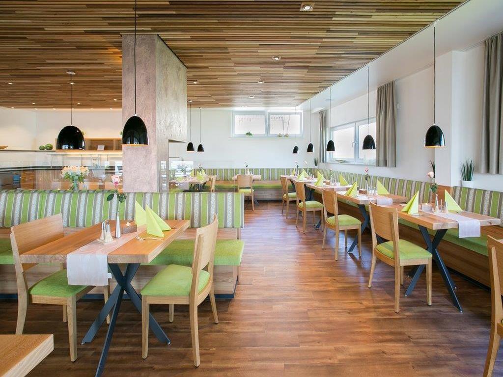 Hotel Gasthaus Krone Именстад ам Бодензе Екстериор снимка
