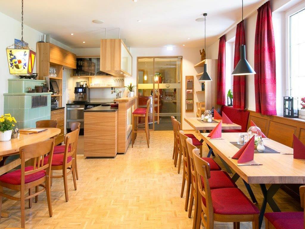 Hotel Gasthaus Krone Именстад ам Бодензе Екстериор снимка
